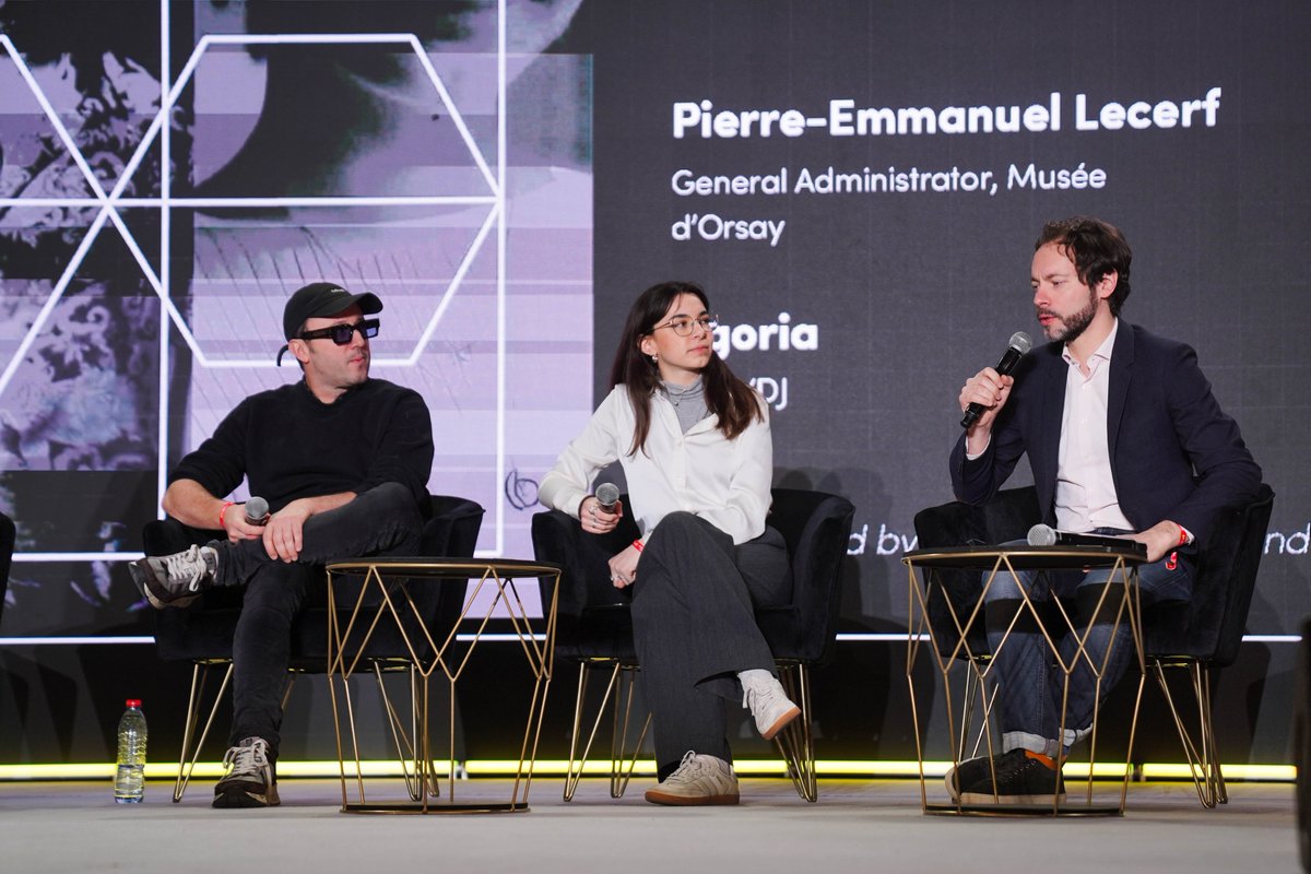 NFT Paris tweet media