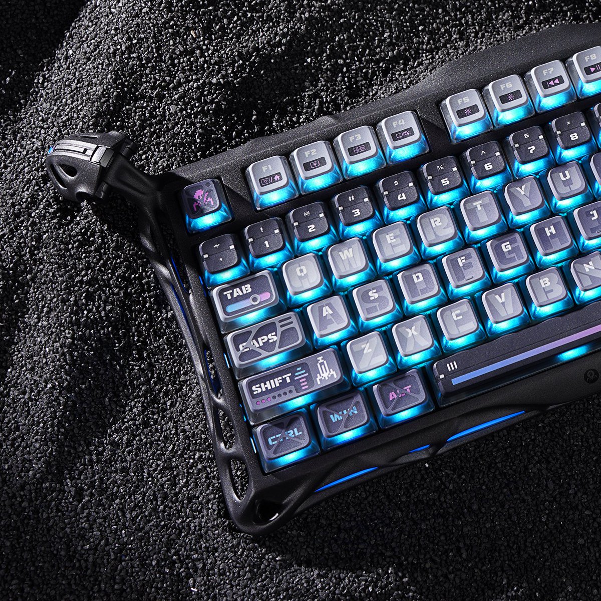 GravaStar_'s tweet photo. 🖤Mercury K1 Pro in Galaxy Black! 📷 

#gravastar #mercurykeyboard #keebs #k1pro https://t.co/fQgJ89hQKZ