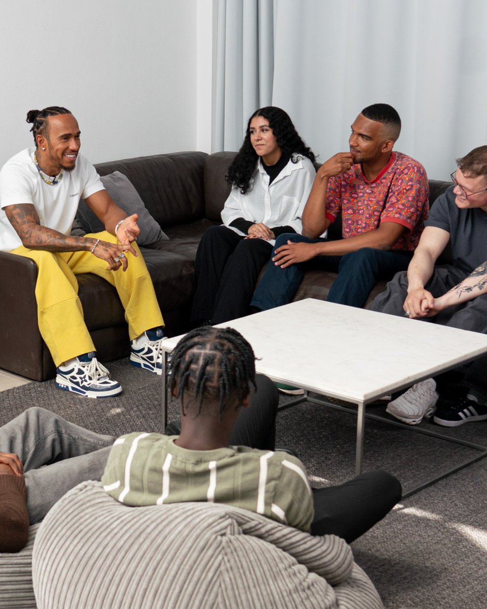 mission44's tweet photo. Happy birthday to our incredible founder @LewisHamilton 🎉

We’re so proud to be working alongside you on our mission to empower young people to overcome social injustice around the world 🌎

Find out more about our work and get involved at: https://t.co/MUkpVe3IrA https://t.co/ER3ozbNSya