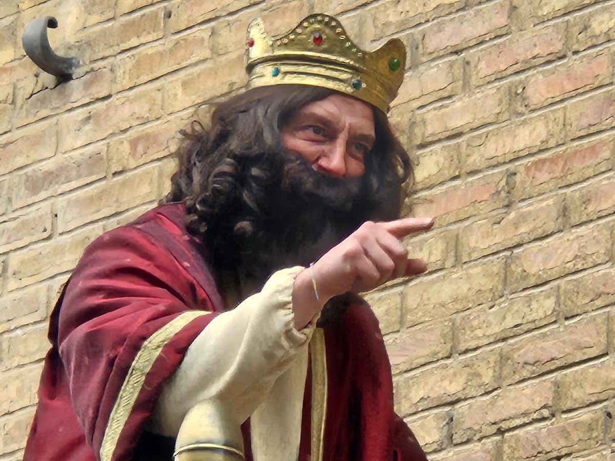 Misterio de Reyes Sangüesa - Zangoza tweet media