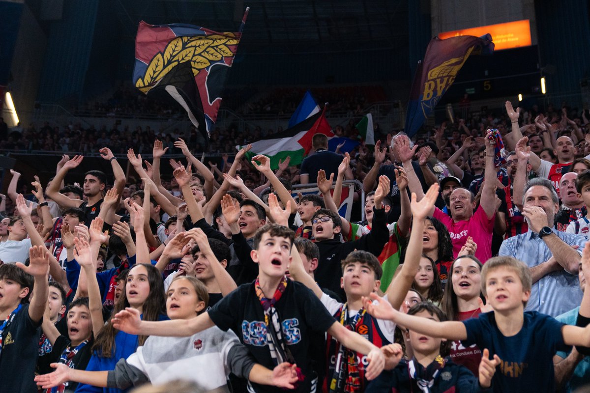 🚨 SORTEO EXPRESS 🚨
¿Quieres hacerte con 2⃣🎟️VIP para el duelo de mañana ante <a href="/basquetcoruna/">Leyma Basquet Coruña 🍊</a> ?

👉 Follow + RT
👉 Menciona a tu acompañante 

#GoazenBaskonia