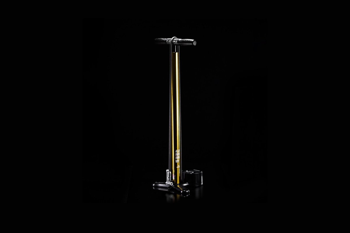 Lezyne Standpumpe in limitierter Auflage: 18-karätig vergoldete digitale Fahrrad-Standpumpe
nimms-rad.de/news/lezyne-fa…

#nimmsrad