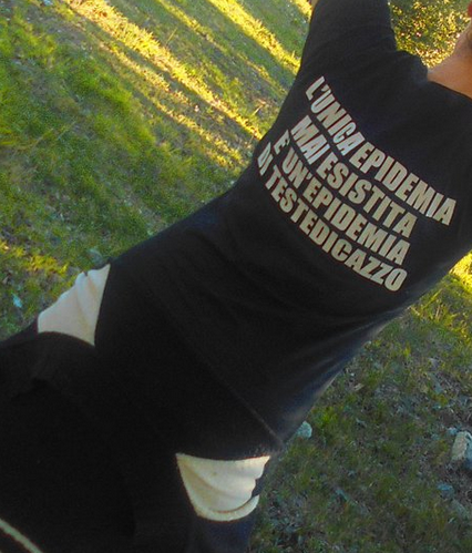 LibertyFirst99's tweet photo. @F3rroz @itsmeback_ Purtroppo devo convenirne e in epoca di #falsemia, #farsapandemica #pandeminkia o come la si voglia (anzi ormai si debba) chiamarla, ho cercato di epitomare il concetto in ogni possibile occasione. Fatica improba stare sempre in trincea ma mi fa stare meglio con me stessa https://t.co/rs1t4TAmVm