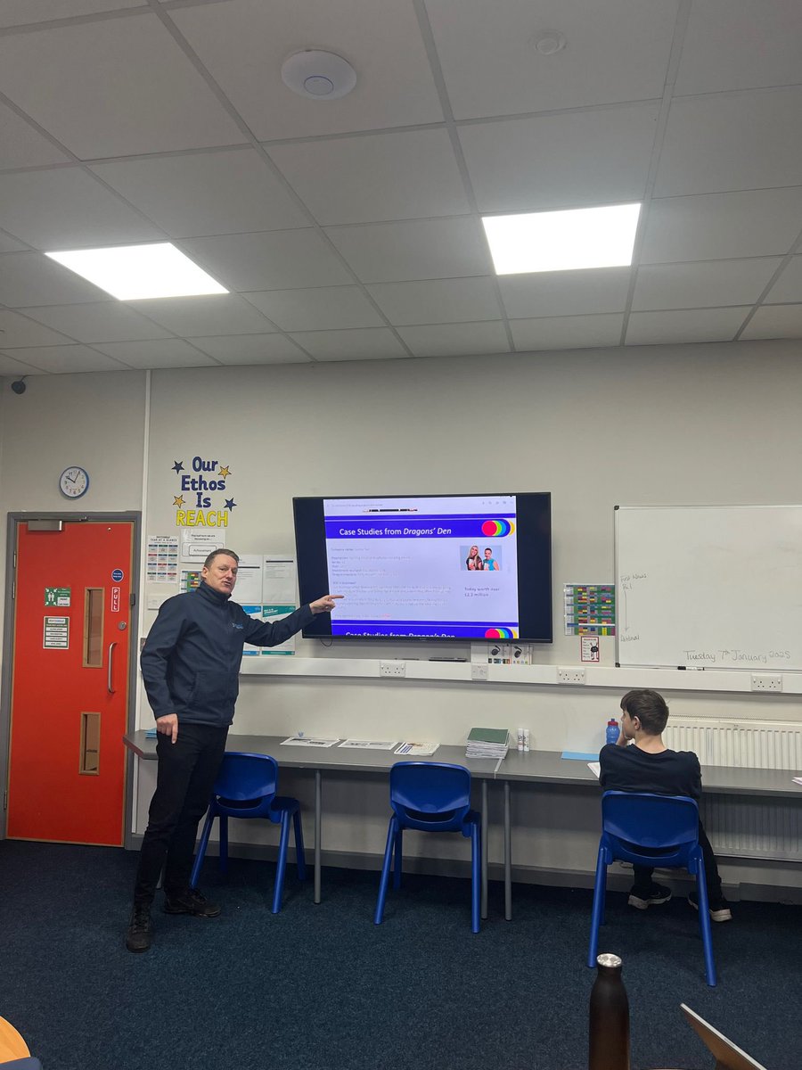 reintegreat's tweet photo. ππ‘This morning, as part of our PiXL Edge programme, our Year 11b group explored the importance of using their own initiative. ππ§ They discussed how taking charge and being proactive can open doors and make a big difference in life! πͺπ
#PiXLEdge #LifeSkills #Year11InAction π‘ππ