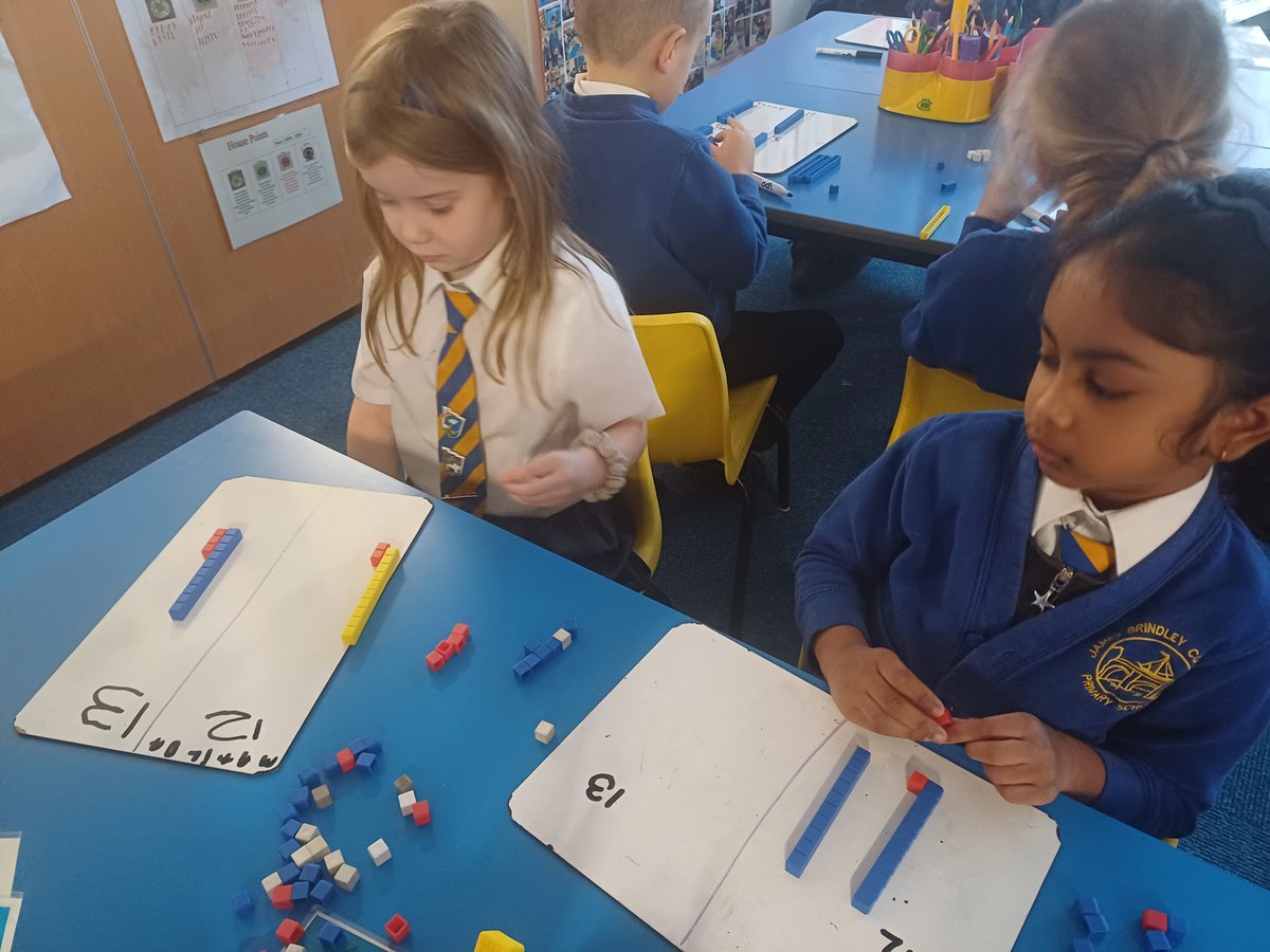 JamesBrindleyPS's tweet photo. Year 1 have started tackling teen numbers this week and have been busy making them out of tens and ones this morning #practicalmaths https://t.co/eWTcc3WdWB