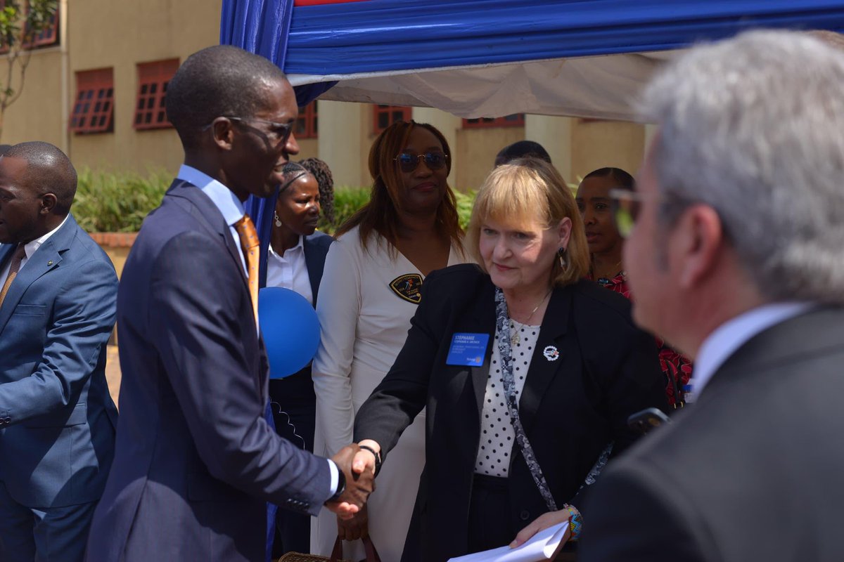 RotaryDistrict9214 tweet media