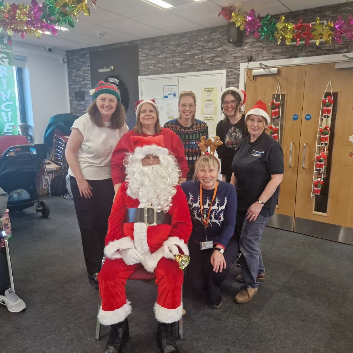 SpSLTnetwork's tweet image. A special visitor came to visit the children at the parents' group run by SSLTNDP and Liverpool Sensory Service at MSDP!