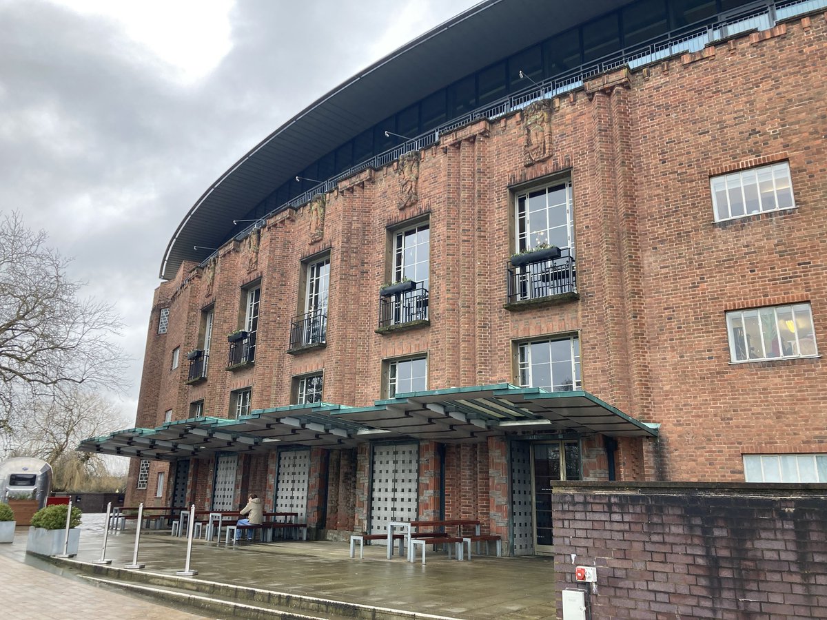 Lucy Brouwer (@notrock) on Twitter photo Enjoyed #RSC’s #TwelfthNight immensely last night. Highlights: a very big Organ, #SamuelWest <a href="/exitthelemming/">Samuel West 💙💛</a> channelling Leonard Bast (and some hitherto unseen qualities!), hair-raising foolery & singing from Michael Grady-Hall. Plus #ArtDeco touches in the building (and the set) Enjoyed #RSC’s #TwelfthNight immensely last night. Highlights: a very big Organ, #SamuelWest <a href="/exitthelemming/">Samuel West 💙💛</a> channelling Leonard Bast (and some hitherto unseen qualities!), hair-raising foolery & singing from Michael Grady-Hall. Plus #ArtDeco touches in the building (and the set)