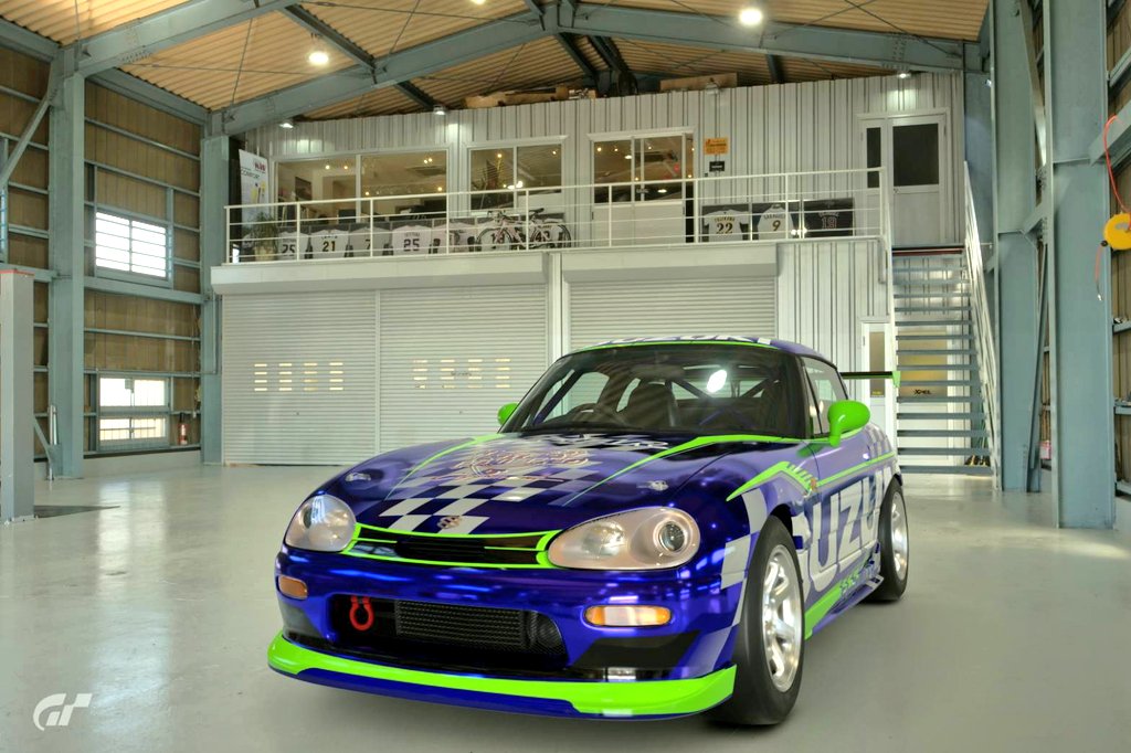 sTXO5s9eNjFOLP5's tweet photo. 今回はMoto GPのGSX RRカラー(ベース車はSWIFT)のカプチーノを制作しました(  ̄▽ ̄)
#GT7
#カプチーノ
#MotoGP
#GSXRR
#オリジナル https://t.co/9P1Z8Q8cQS