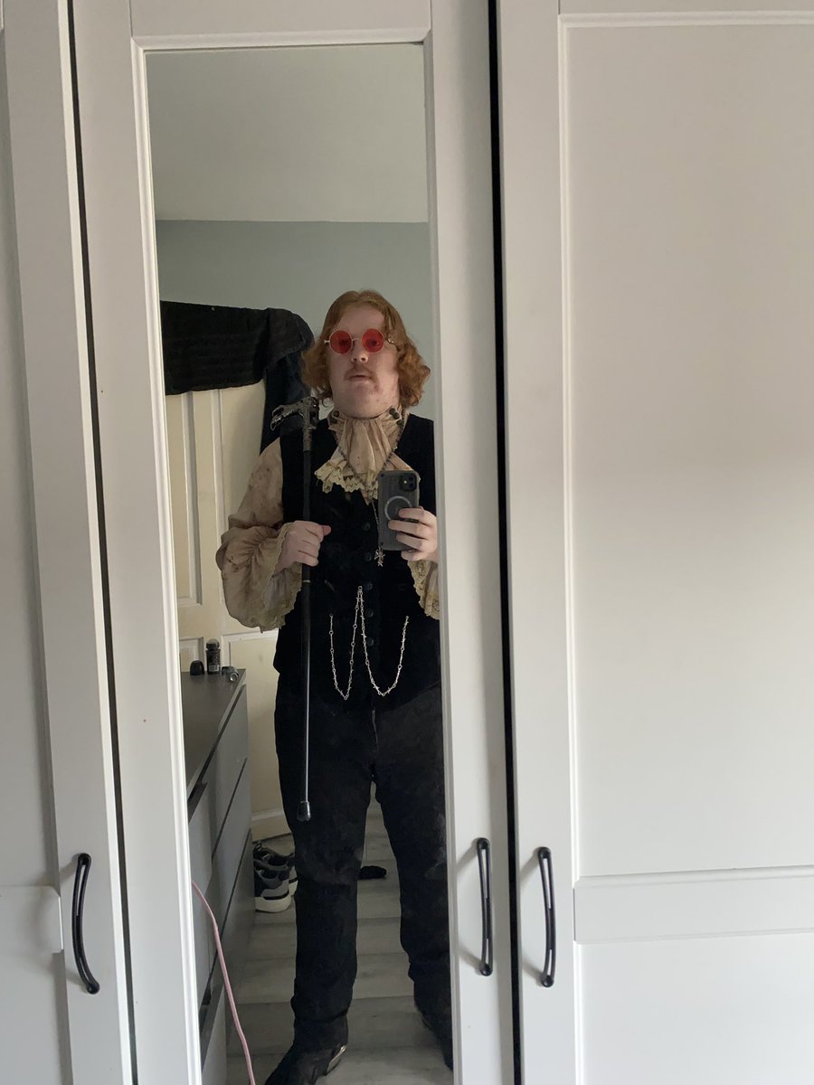 An outfit I haven’t worn in awhile