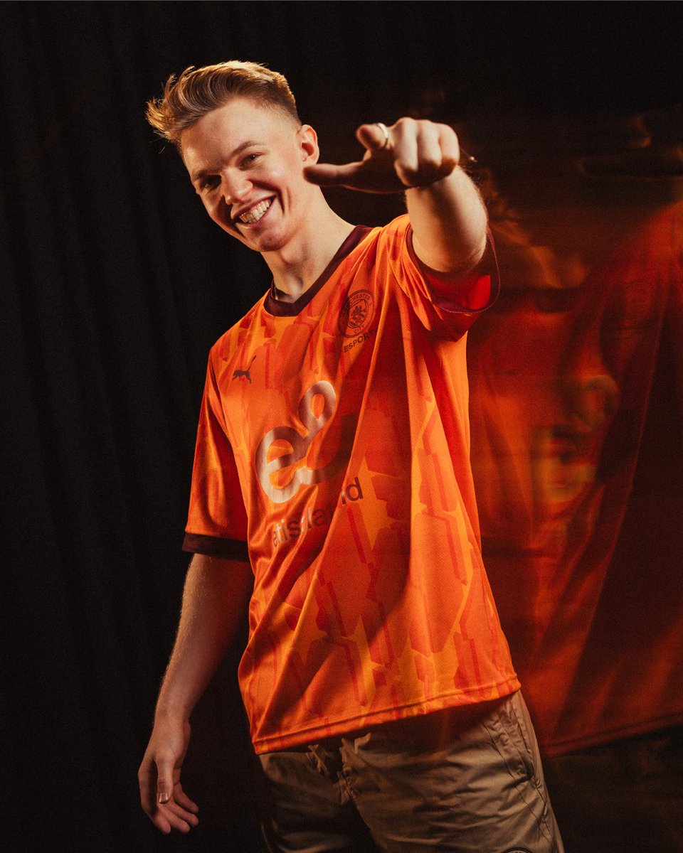 Man City Esports tweet media