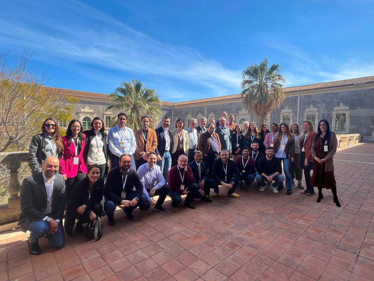 #InSilicoWorld ends here.
Together, the ISW team has achieved milestones that have surpassed even the highest expectations.
It has been a privilege to witness such excellence in action &amp; see #insilicomedicine becoming a reality.

#InSilico World is over; long live In Silico World