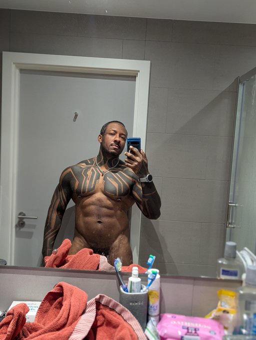 It's towel Tuesday still https://t.co/Mg6uWUq8h4