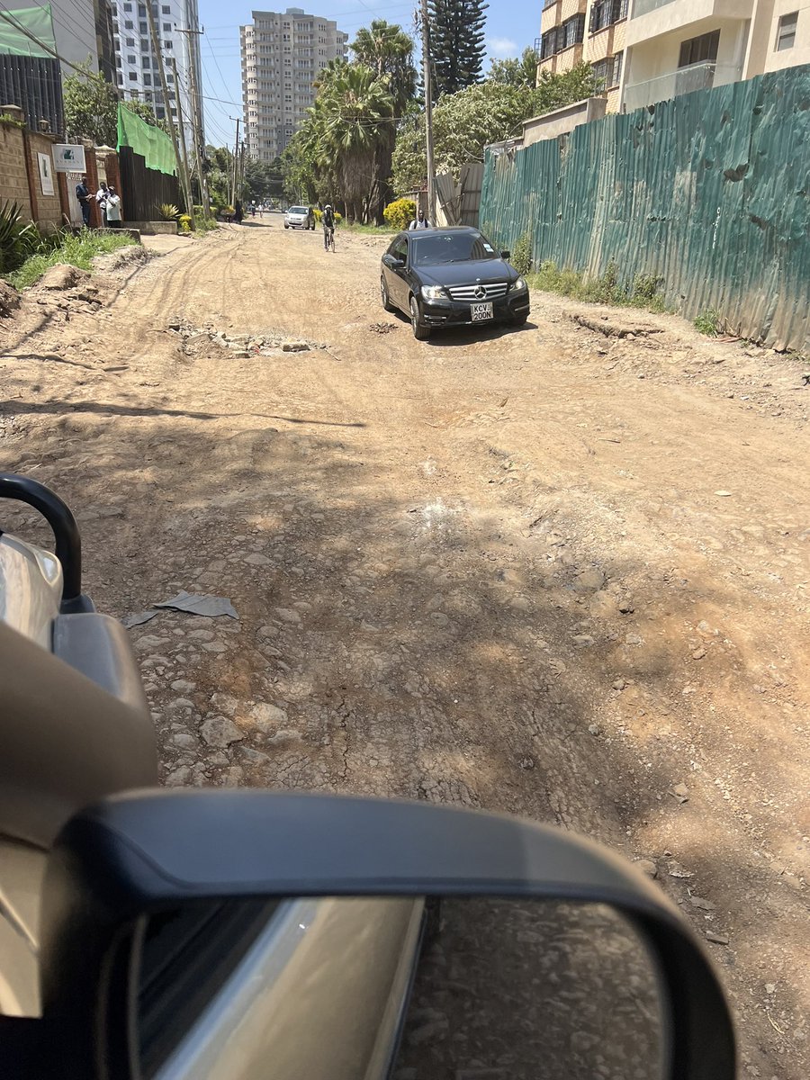 iamokus's tweet photo. Rhino charge, kilimani edition!!🤭 https://t.co/qUuw8oP0jO