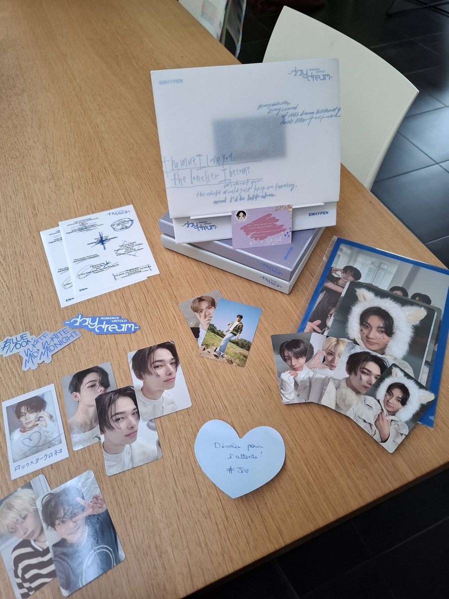 네나 tweet media