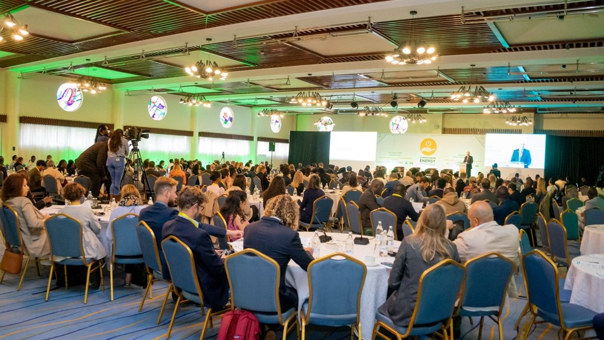 UKMECS's tweet image. Following the 3rd edition of the Humanitarian Energy Conference (#HEC2024) organised by GPA which brought together +250 stakeholders committed to accelerating the global #HumanitarianEnergy agenda, this new blog discusses sector challenges &amp;amp; opportunities: mecs.org.uk/blog/humanitar…