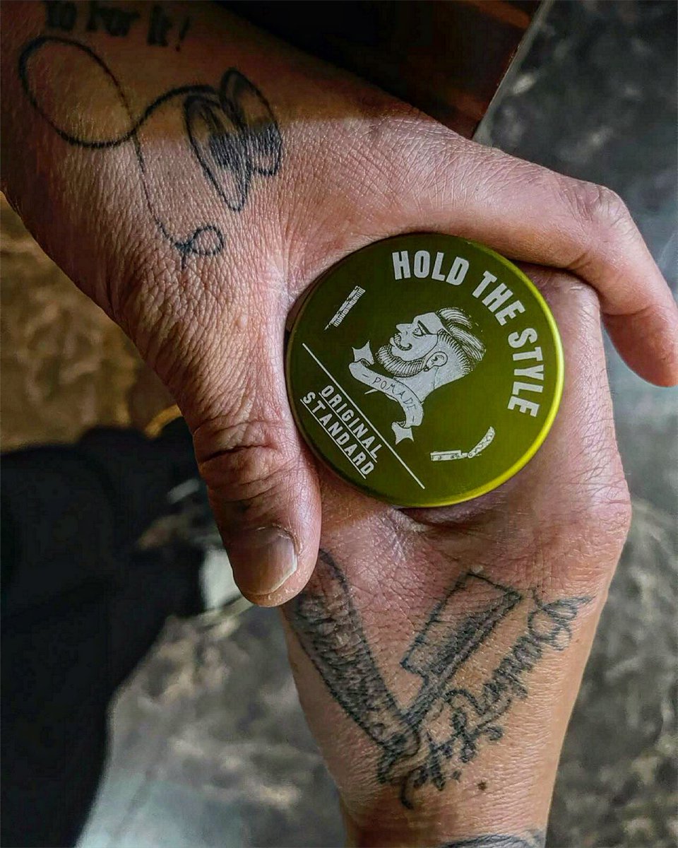 LaidBackSwing's tweet photo. Pomade(ポマード)

Diameter: 54mm
Width: 39.9mm
Weight: 66.6g
 
📸 by Mr.Sasaki (Spinner Barberia owner)

#laidbckswing https://t.co/fG5hhxWGs6