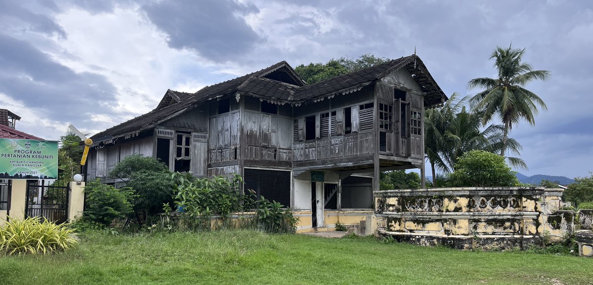 ewap_brookes's tweet image. EWAP Blog: Visiting the Endangered Wooden Houses of Perak, Malaysia
ewap-brookes.blogspot.com/2025/01/visiti…
