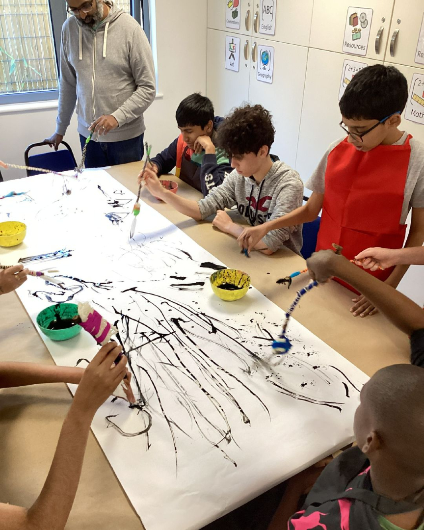 createcharity's tweet image. Our environment:matters programme works with SEND children creating art exploring the theme of “the environment”.  🌍🌿

The programme is designed and delivered in collaboration with teaching staff at SEND schools to enrich their arts provision. 🌱

#PeopleNeedToCreate