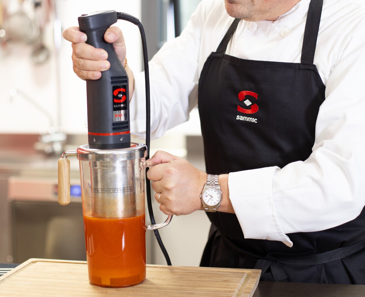 🆕 <a href="/SammicSL/">Sammic S.L.</a> presentó en @guextmadrid el Emulsionizer Pro 1.0 by Sammic. 

📍Accesorio para el triturador XM-12 para crear emulsiones gastronómicas de todo tipo.  
📍 Lo hace en tiempo récord, ya que tritura, filtra y emulsiona a la vez.

Léelo aquí ▶ tinyurl.com/3vemvbp5