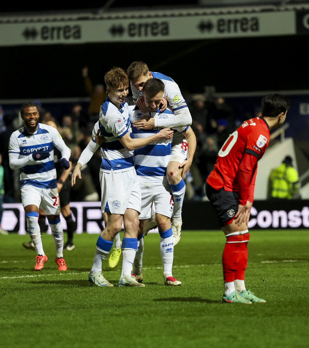 MA_Fox's tweet image. Another back-heel goal to add to my collection!! 🤷🏻♂️😂 3pts and brilliant atmosphere to play in!! Five in a row at home 🤚🏻 @QPR 🔵⚪️