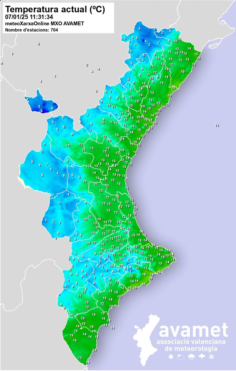 704 estacions meteorològiques online en estos moments en la web d'Avamet. 

És la primera vegada que superem les 700 des que existix l'associació! 😍😊