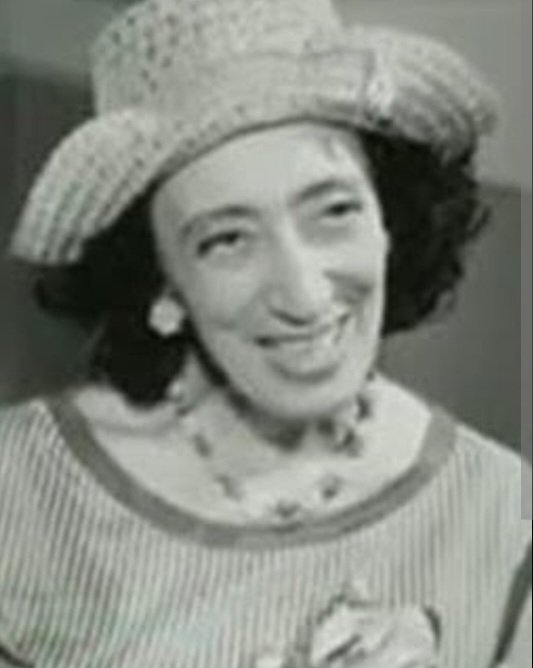 MafaldaElMundo's tweet image. Ελατε...πειτε τωρα...Μονο εγω το βλεπω;;; #SuperKaterina