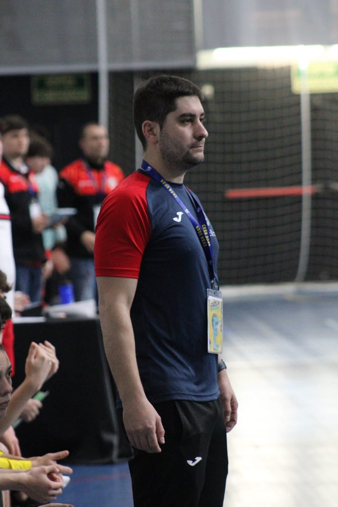 Federación Navarra de Balonmano (@fnbalonmano) on Twitter photo 𝗝𝗢𝗥𝗡𝗔𝗗𝗔 𝟱 | 𝗝𝗨𝗩𝗘𝗡𝗜𝗟 𝗠𝗔𝗦𝗖𝗨𝗟𝗜𝗡𝗢
𝗙𝗶𝗻𝗮𝗹 𝗱𝗲𝗹 𝗽𝗮𝗿𝘁𝗶𝗱𝗼
<a href="/FNBalonmano/">Federación Navarra de Balonmano</a> 40 ⚔️ 31 <a href="/fcantabrabm/">Fed. Cántabra de BM</a>
¡GRANDES, JUVENILES! Merecida victoria tras un partido cómodo en el que hemos podido disfrutar de un buen juego. 𝗝𝗢𝗥𝗡𝗔𝗗𝗔 𝟱 | 𝗝𝗨𝗩𝗘𝗡𝗜𝗟 𝗠𝗔𝗦𝗖𝗨𝗟𝗜𝗡𝗢
𝗙𝗶𝗻𝗮𝗹 𝗱𝗲𝗹 𝗽𝗮𝗿𝘁𝗶𝗱𝗼
<a href="/FNBalonmano/">Federación Navarra de Balonmano</a> 40 ⚔️ 31 <a href="/fcantabrabm/">Fed. Cántabra de BM</a>
¡GRANDES, JUVENILES! Merecida victoria tras un partido cómodo en el que hemos podido disfrutar de un buen juego.