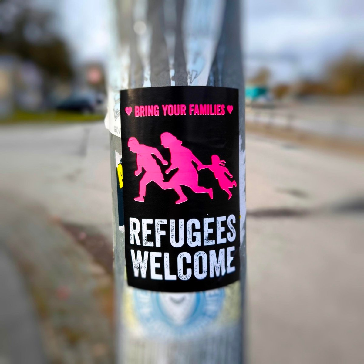 B★M★C tweet media