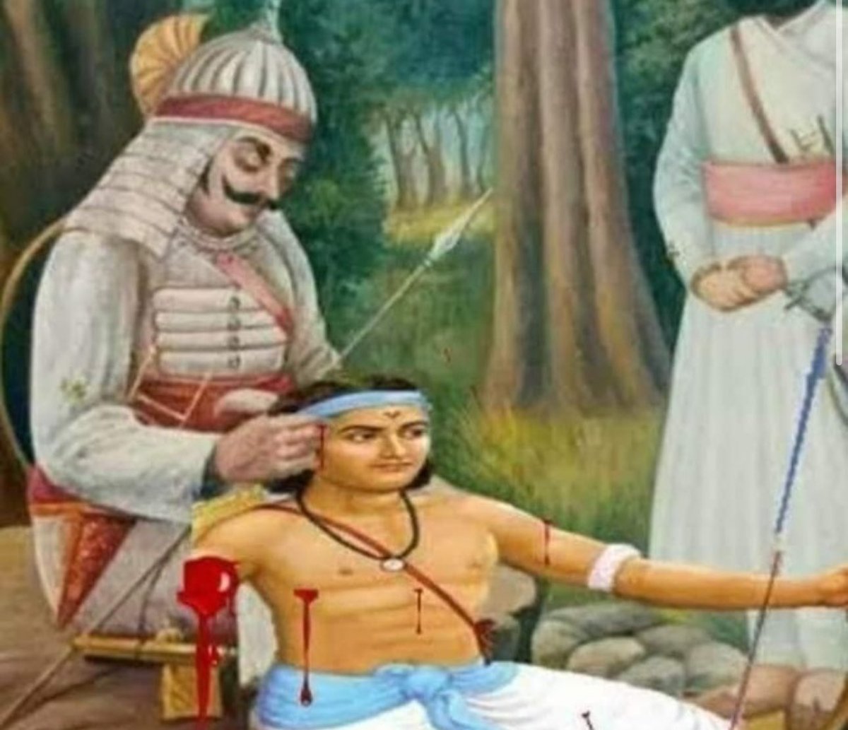 एक बार महाराणा प्रताप पुंगा की पहाड़ी बस्ती में रुके हुए थे। बस्ती के भील बारी बारी से प्रतिदिन राणा प्रताप के लिए भोजन पहुँचाया करते थे।

इसी कड़ी में आज दुद्धा की बारी थी। लेकिन उसके घर में अन्न का दाना भी नहीं था।
दुद्धा की मांँ पड़ोस से आटा मांँगकर ले आई और रोटियाँ बनाकर