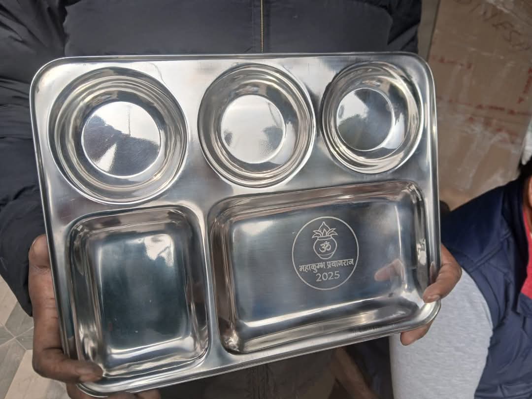 MunishK73579444's tweet image. Nearby 5 lakhs steel plates,5 lakh steel glasses for #महाकुंभ_2025_प्रयागराज
Collects from whole #India for #StopSingleUsePlastic .Distributes for all Langars for #PlasticFreeKumbh 
#MahaKumbh2025 #MissionLife  #MahaKumbh  #IncredibleIndia #NamamiGange #ClimateSolutions