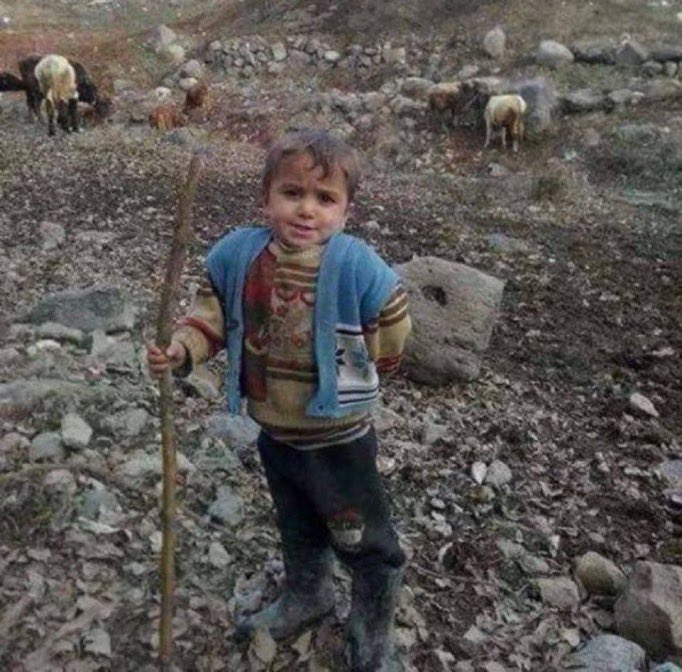kız fotoğraf yollamak için telefonunu telefonuma değdirdiğinde bende o özellik yok derken