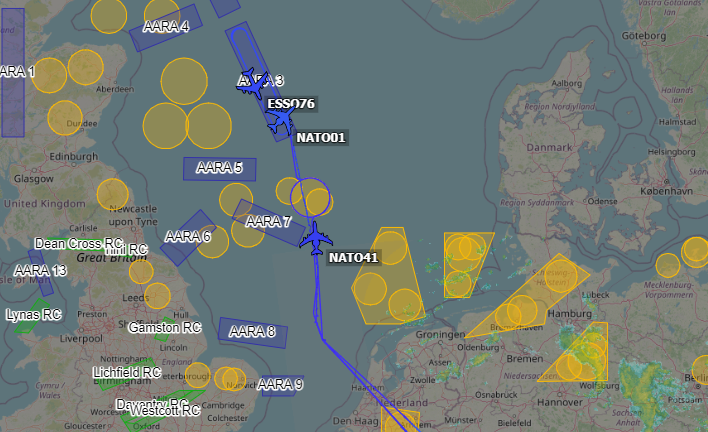 Andyyyyrrrr's tweet photo. 15:45 NATO 41 NATO(LX) E-3/A Sentry
Meeting up with (#KC135) #ESSO76 for AAR in Towline 3/AARA 3.
Expected to Meet Around 1600 Due to #NATO01 (#E3) Currently Also Receiving Gas from the Same Tanker.
Calling Tanker on Boom 264.125.
01: LX-N90445/#4D03C3
41: LX-N90454
76: 58-0010 https://t.co/YmDync9tpG