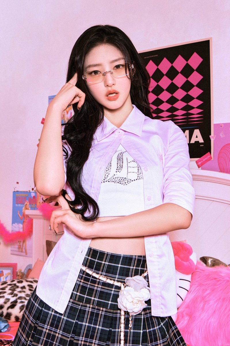 haneul pics tweet media