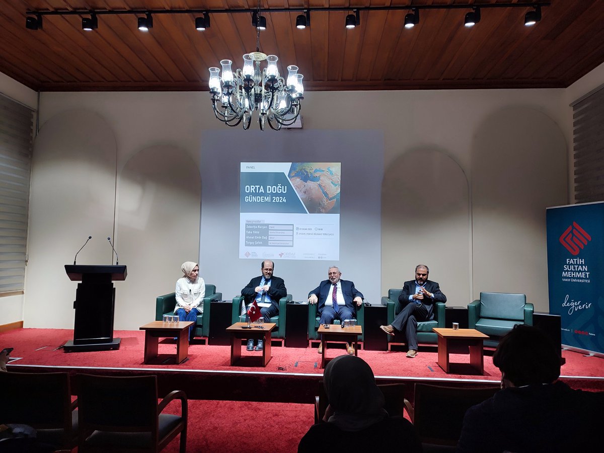 FSMVÜ Gülhane Yerleşkesi'nde 2024 Ortadoğu Gündemi değerlendiriliyor. 
<a href="/FsmvuOrdam/">FSMVÜ ORDAM</a> <a href="/ordaf/">ORDAF</a>