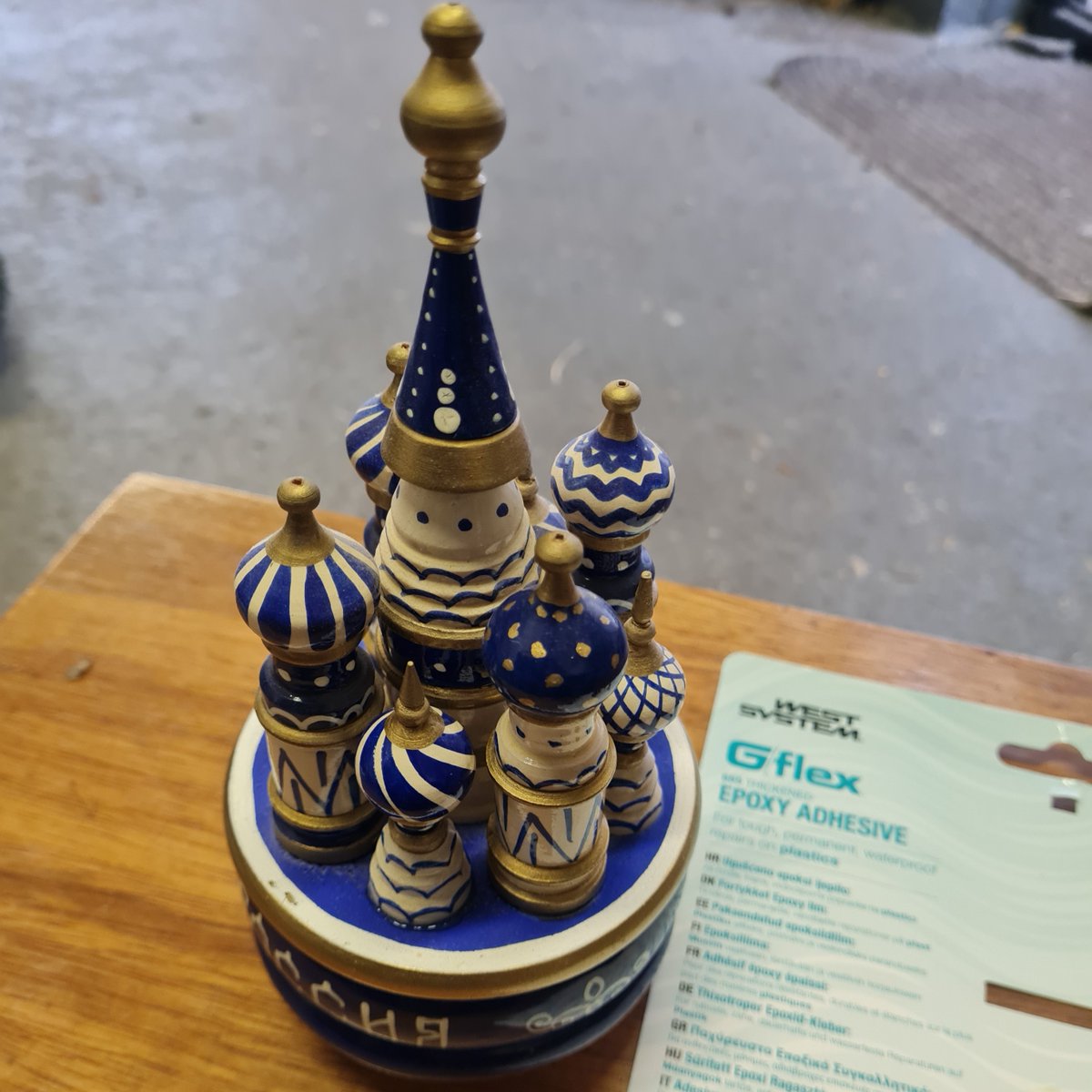 Tiny treasure, big repair! 🕰

This delicate music box was given a new lease on life with G/flex® 655-1.

Our toughened epoxy is perfect for intricate repairs, and creating a strong, durable bond.

#westsystemepoxy #antiquerepair #epoxyadhesive