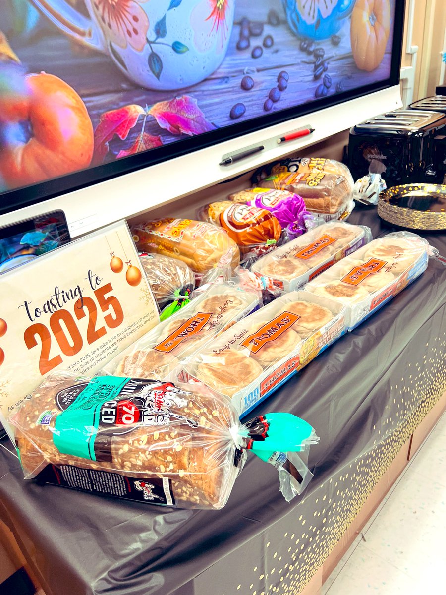 Toasting to making every moment count in 2025 ❤️