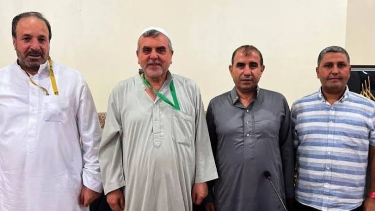 zabeyazgul's tweet photo. Üstad Said Nursi hazretlerinin ilk talebelerinden Salih Özcan ağabeyimizin manevi mirasçısı

Mutlu yuva derneğinin kurucusu

24,25,26,27 dönem Şanlıurfa Ak Parti Milletvekilimiz

Hac arkadaşım. 
Dostum 
Halil Özcan’ı vefatının seneyi devriyesinde rahmetle anıyorum.

Mekanı cennet olsun