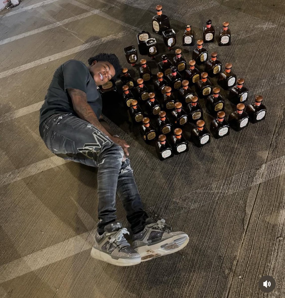 SAY CHEESE! 👄🧀 tweet media