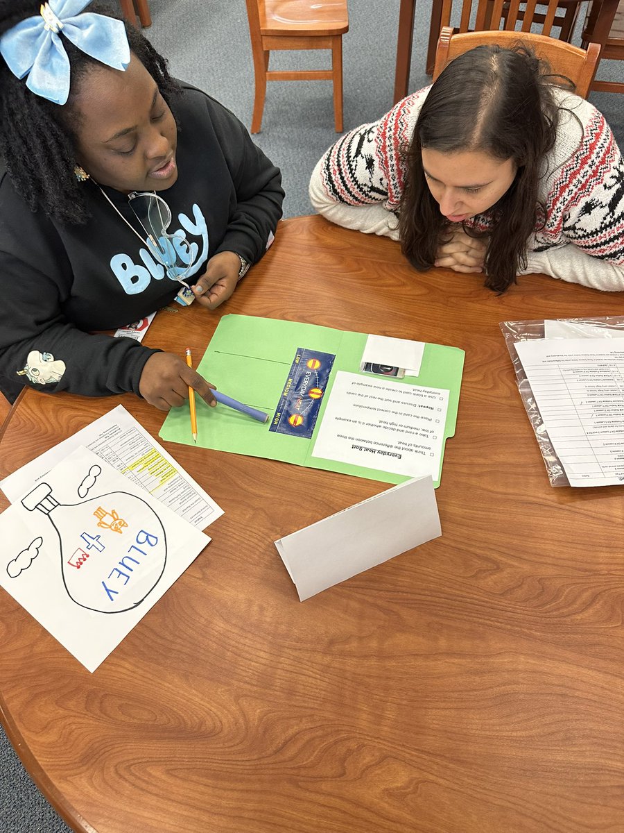 rogersstac's tweet image. Full STEAM Ahead! Teachers engage in activities to keep students on track for success in science during Aldine ISD DSD. @STARS_902 @BracyNancy @jamologan #AldineImpact