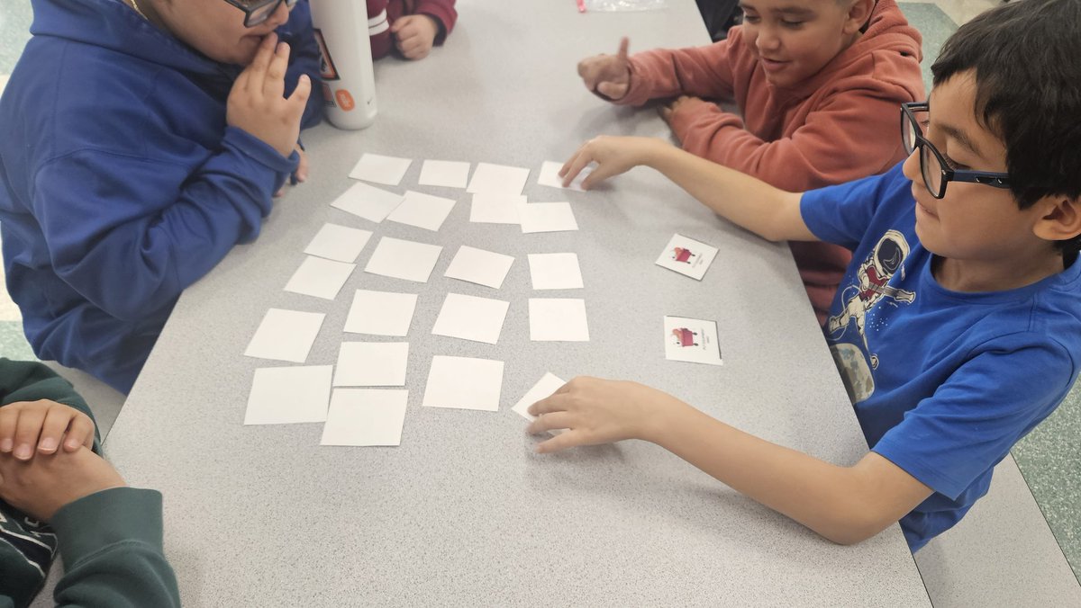 Julie Botkin tweet media