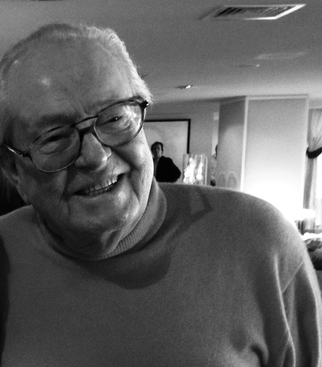 Reposez en paix M Le Pen 🙏
Mes condoléances à sa famille et à ses proches.