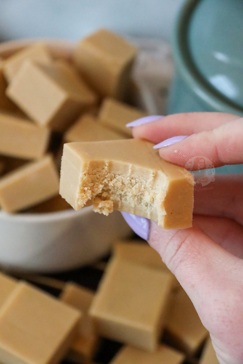 (New!) Vanilla Fudge 😋😍 Recipe - janespatisserie.com/2025/01/12/van…
