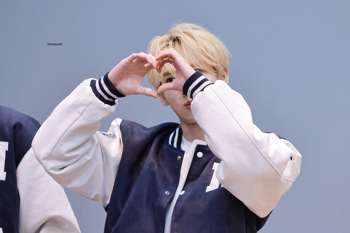 Innocent_0320's tweet photo. 241021 HQ

올해도 사랑 가득히 ♥

#한유진 #HANYUJIN #韓維辰 #ハンユジン
#제로베이스원 #ZEROBASEONE #ZB1 https://t.co/nb8T601nXx