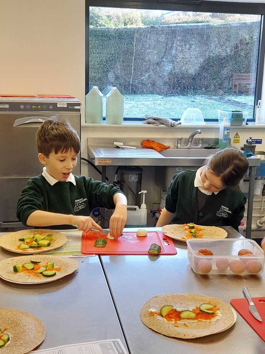 PhunkyWilts tweet media