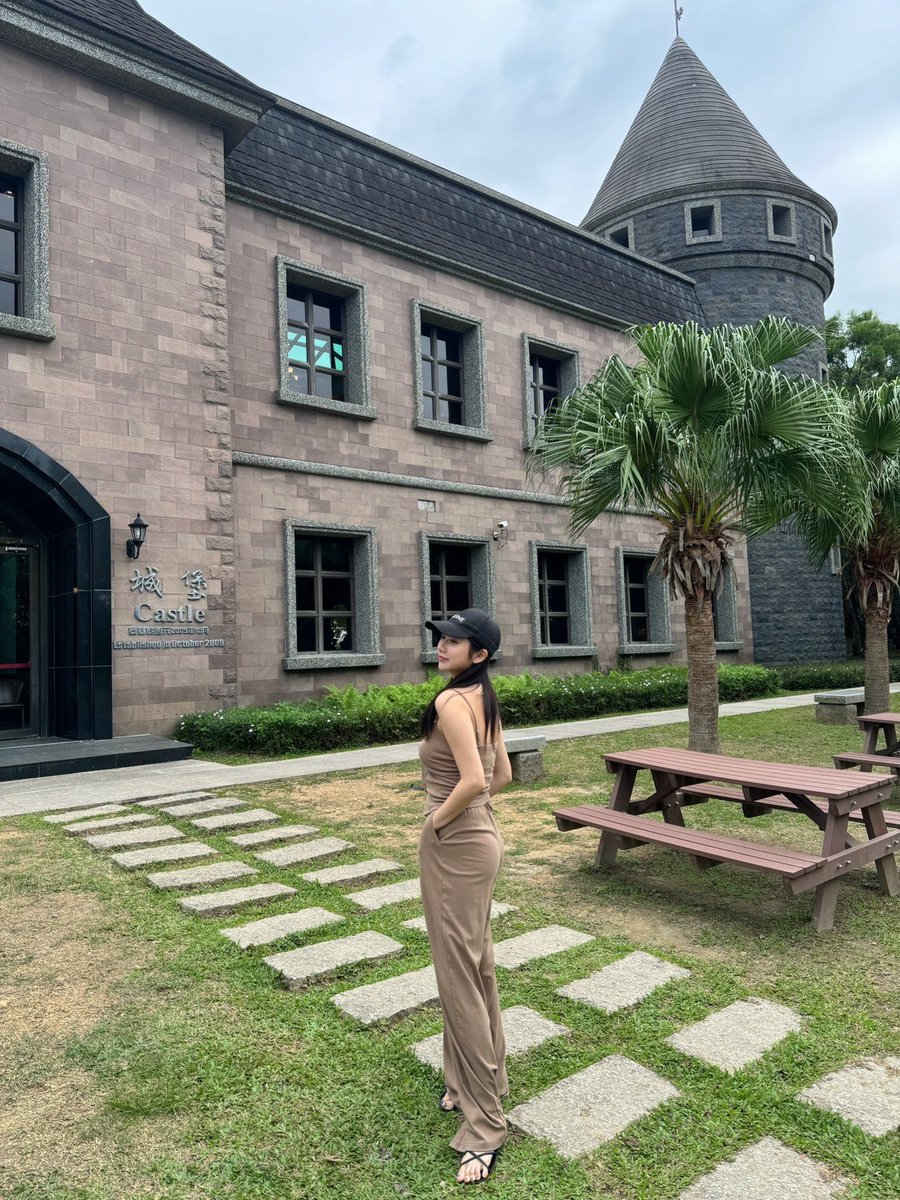 大步向前邁進
因為我知道
你們就都後面支持著我✨

網址⬇️⬇️
【JKFace】https://t.co/mVqR8OEv5u
作品都在這⬇️⬇️
【JVID】https://t.co/7cmrGgyj1r https://t.co/4vVRQJbFQn