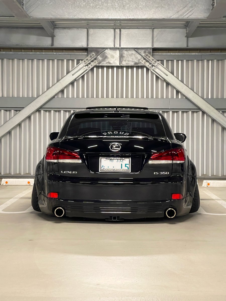 エアサスなりました🙂‍↕️🙂‍↕️
＊AIRMEXT製
リアバンパーもFからingsハーフに戻し、
マネジメント類は譲ってもらったまんまのとりあえず付けただけ状態なので、またやり直していきます😌
これを機にフェンダー欠けも直す、、