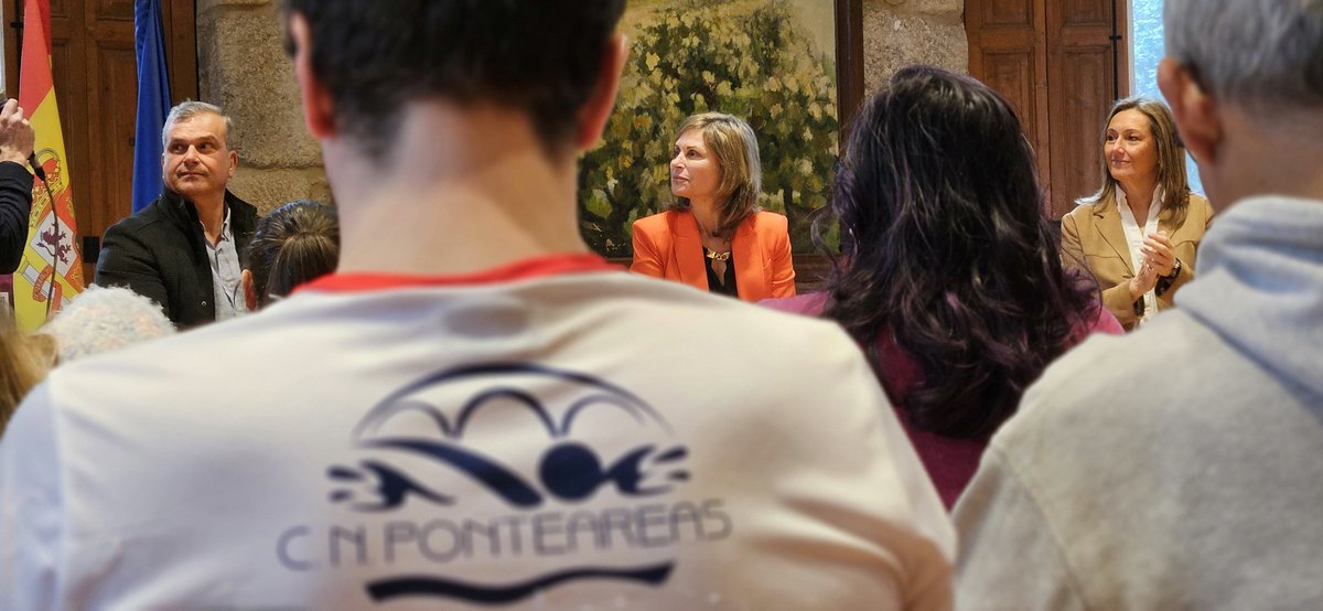 El Master de Invierno de Natación de #Ponteareas abre el calendario autonómico 2025 de competiciones oficiales 🏊‍♀️

Este fin de semana, récord de participantes de toda Galicia competirán bajo la organización de <a href="/CNPonteareas/">CN Ponteareas</a> y <a href="/fganatacion/">FEGAN</a>