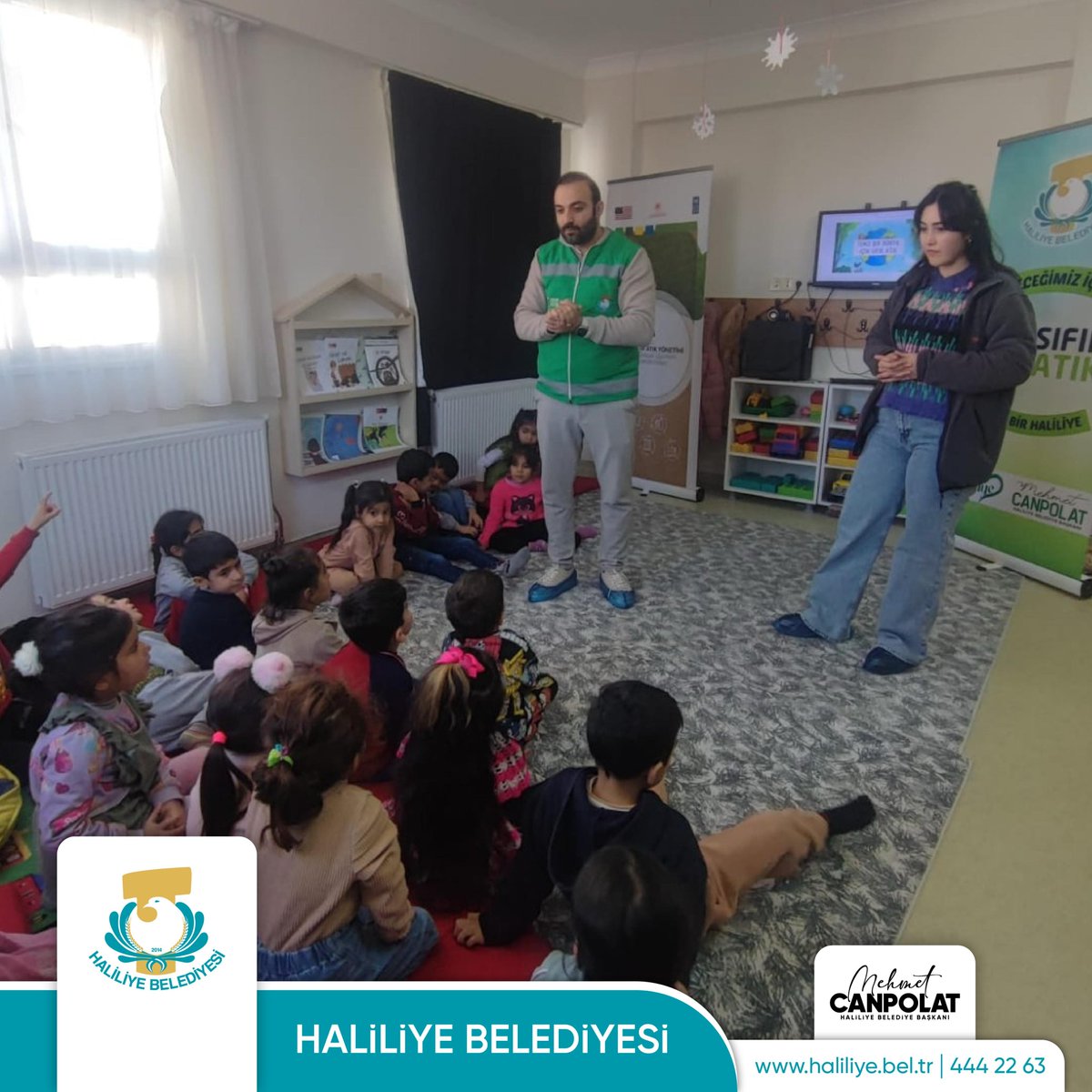 haliliye_bld's tweet photo. ➡️ Gelecekten miras aldığımız doğayı, geleceğe daha güzel bırakmak adına çocuklarımıza geri dönüşüm çalışmalarını anlatıyoruz. ♻️

📍 Ömeriye Anaokulu https://t.co/fB2IVyBdwk