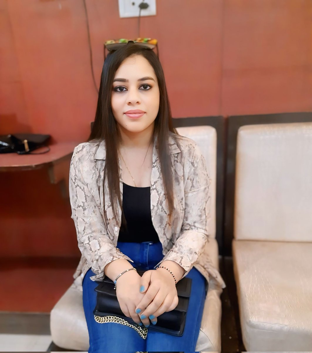 अगर सोच खूबसूरत हो तो,,,💞☺️
सब कुछ अच्छा ही नजरआता है....💞☺️